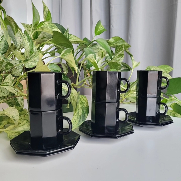 Arcoroc Octime Black Glass Octagon Coffee Mugs Cups & Saucers France Set of 6 - Picture 2 of 5